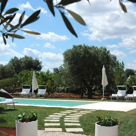Trullo Matteo De Luxe Avec Piscine וילה *