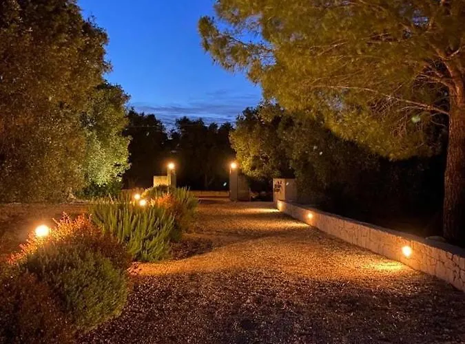 Trullo Matteo De Luxe Avec Piscine ヴィラ