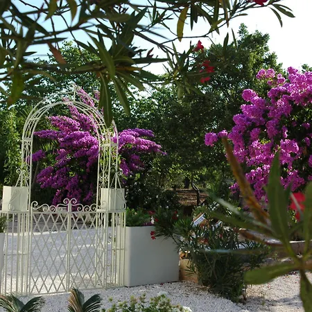 Trullo Matteo De Luxe Avec Piscine *